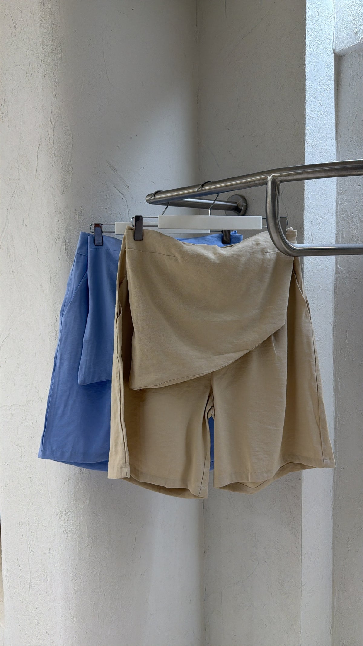 Conjunto Bermuda Strapless Beige
