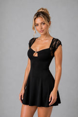 Vestido manga encaje